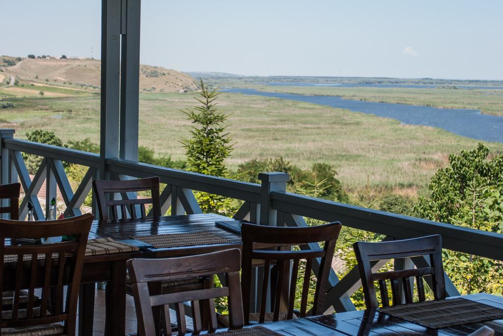 Delta Nature Resort Тулча Экстерьер фото